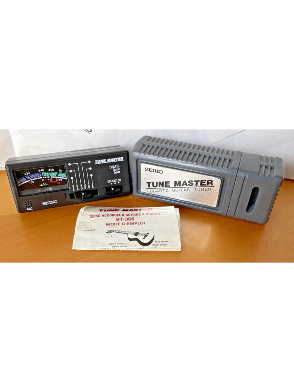 Vintage Seiko Tune Master Quartz Guitar Tuner Model ST-366 New Old Stock
